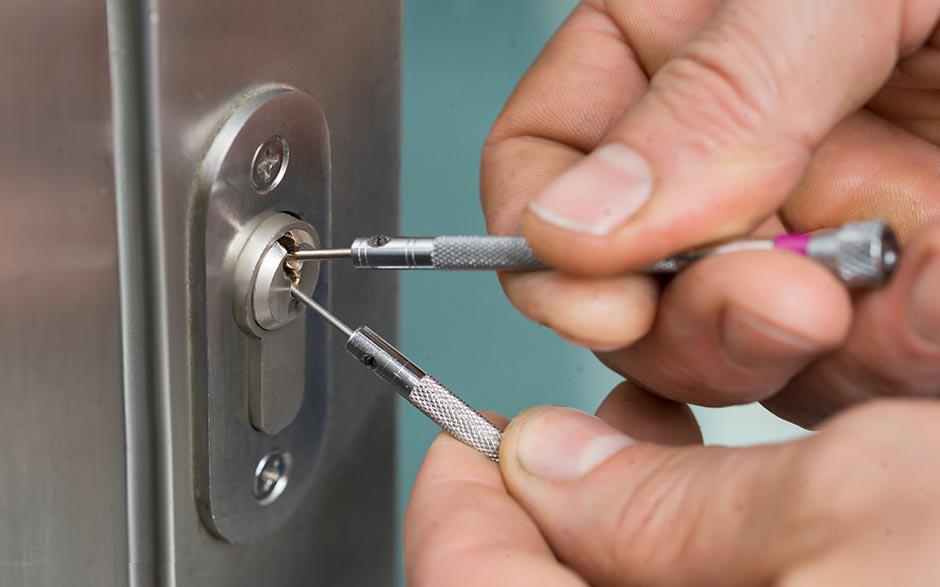 7j7 serrurier ouverture de porte Meudon