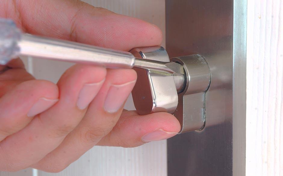 7j7 serrurier ouverture de porte Meudon